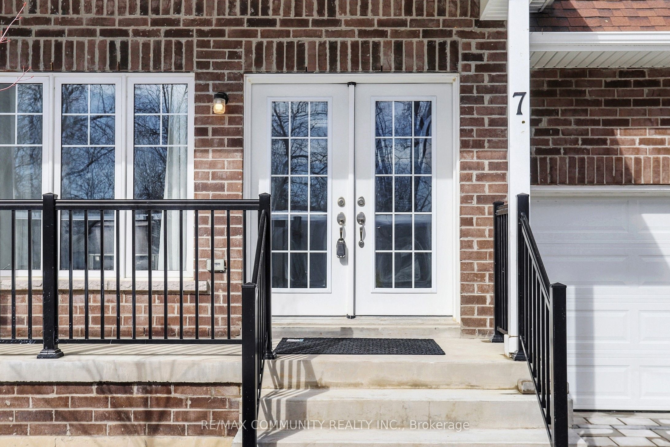 Additional image 2 of 7-1741 Fairport Road, Pickering, ON, L1V 1S9