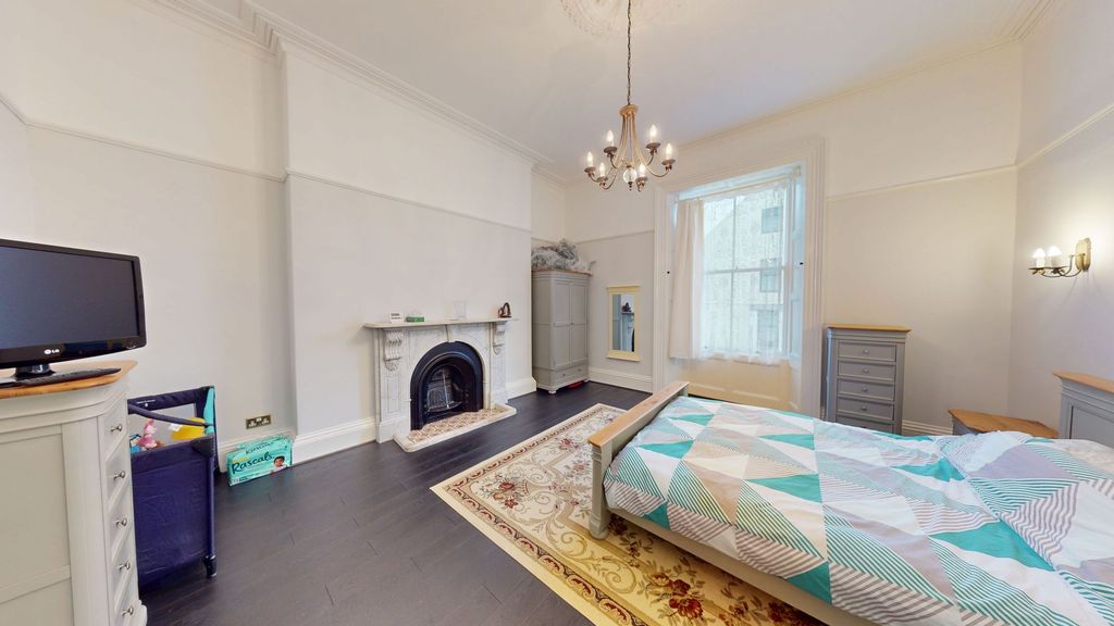 Additional image 9 of 2 bed flat for saleThe Esplanade, Plymouth PL1