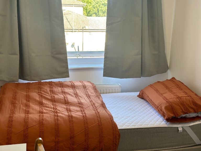 Additional image 2 of Room in a Shared Flat, Oxley Close, SE1, N1 7GU