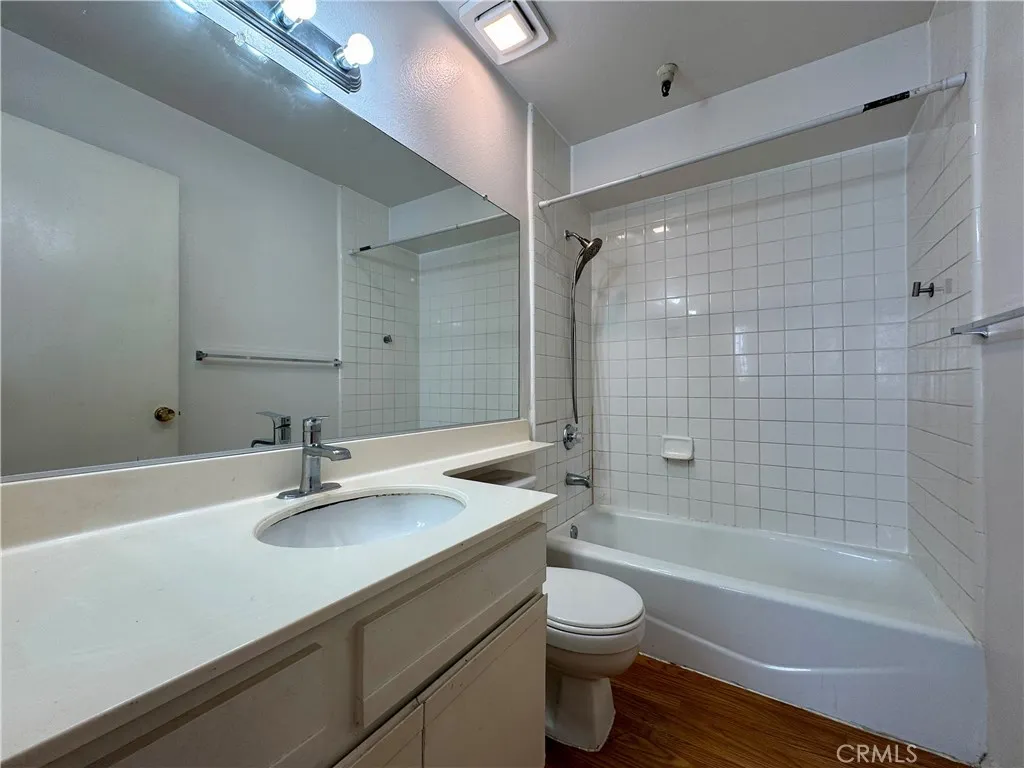 Additional image 7 of 987 E Del Mar Boulevard Unit 5, Pasadena, CA 91106