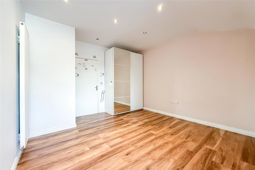 Additional image 10 of Russet Drive, St. Albans, Hertfordshire, AL4