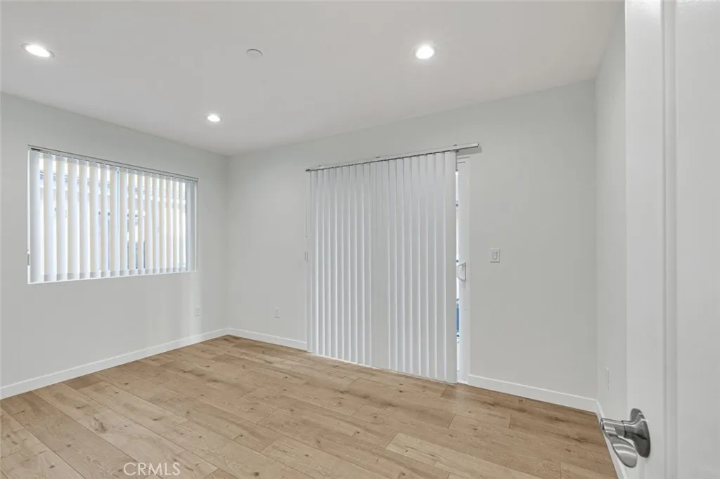 Additional image 32 of 569 E Cypress Avenue, Burbank, CA 91501