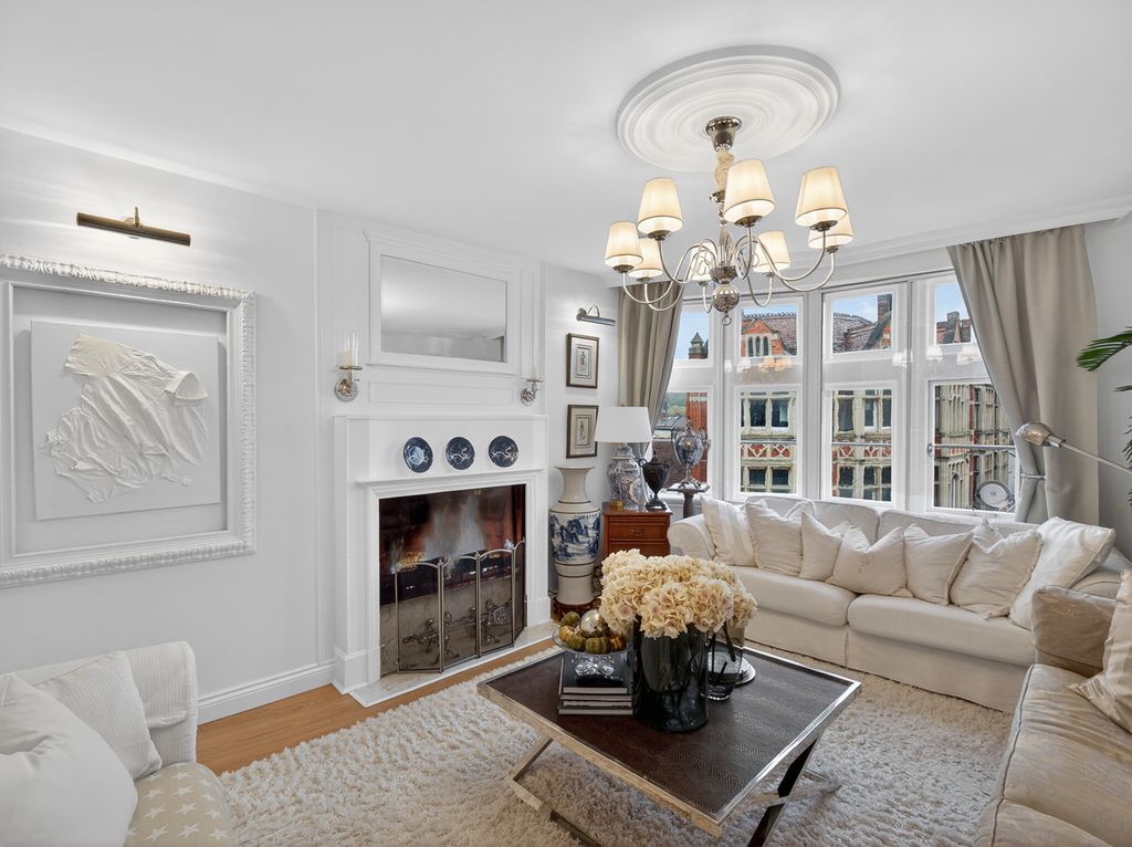 Additional image 14 of 3 bed flat for saleFriday Street Henley-On-Thames, Oxfordshire RG9