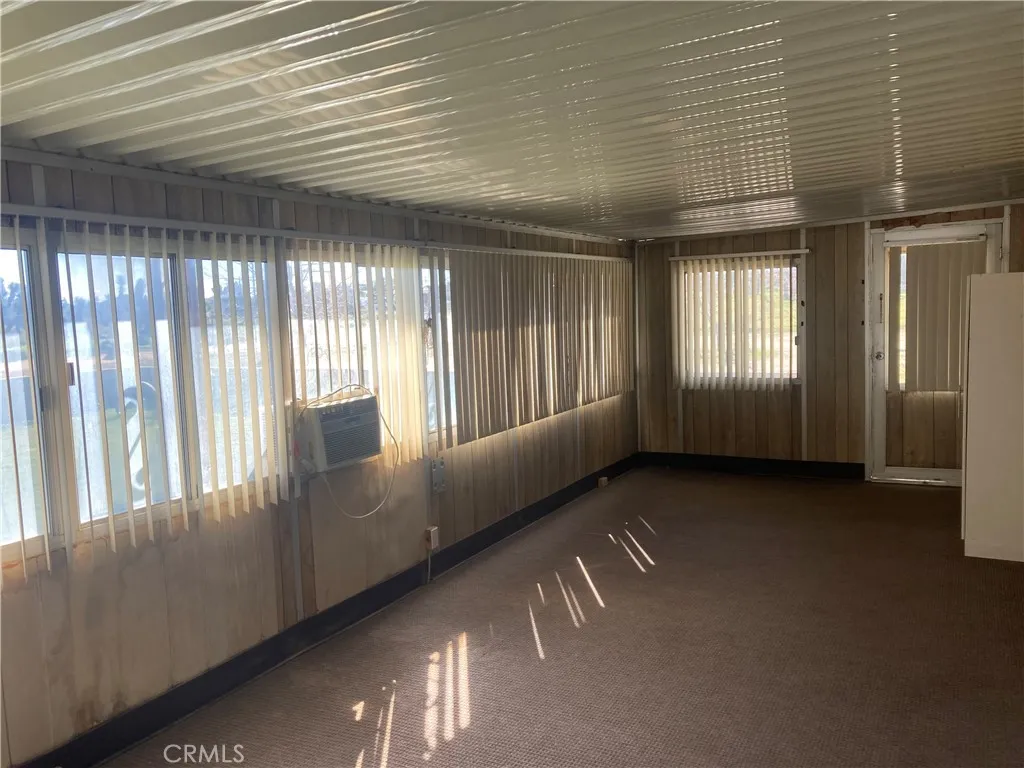 Additional image 3 of 10756 La Mirada Rd, Phelan, CA 92371