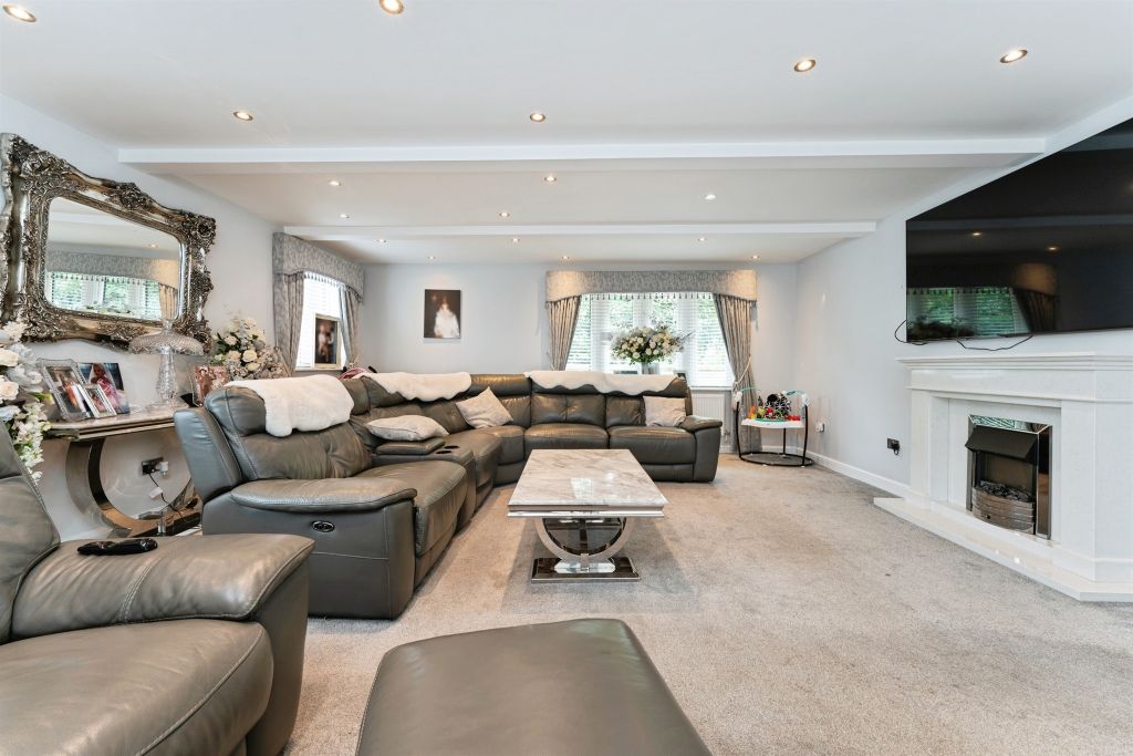 Additional image 4 of 3 bed detached house for salePalmers Road, Peterborough PE1