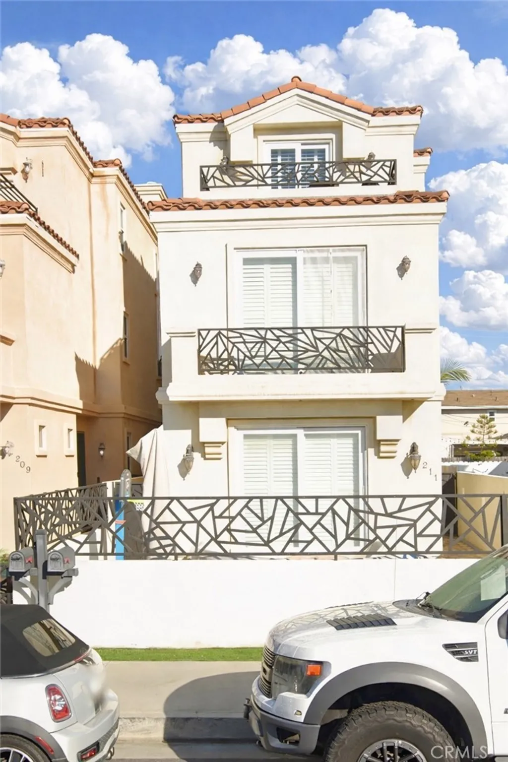 Additional image 2 of 211 Chicago Ave, Huntington Beach, CA 92648