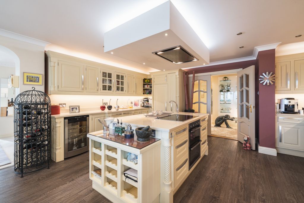 Additional image 10 of 3 bed flat for saleLa Route De La Cote, St. Martin, Jersey JE3