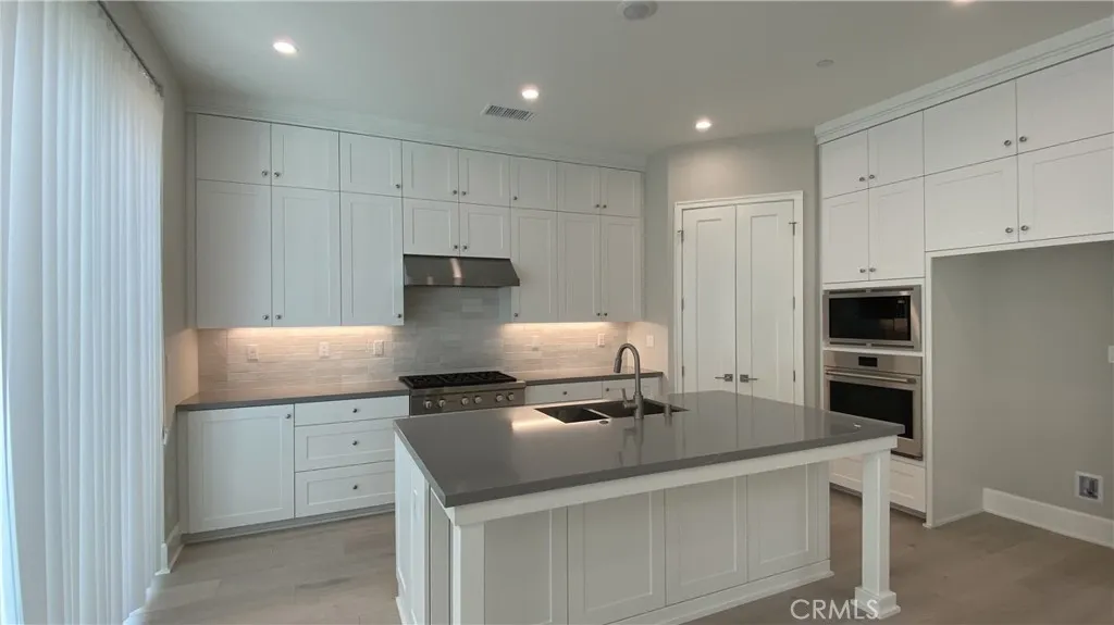 Additional image 38 of 218 Fiore, Irvine, CA 92602