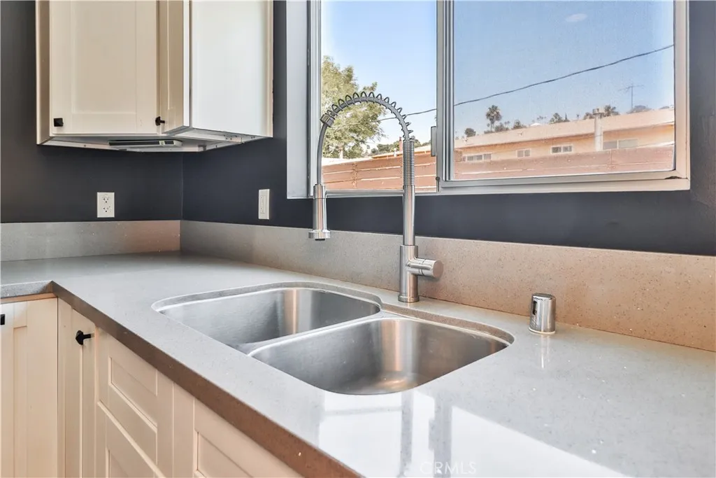 Additional image 9 of 4133 Sunset Drive, Los Angeles, CA 90027