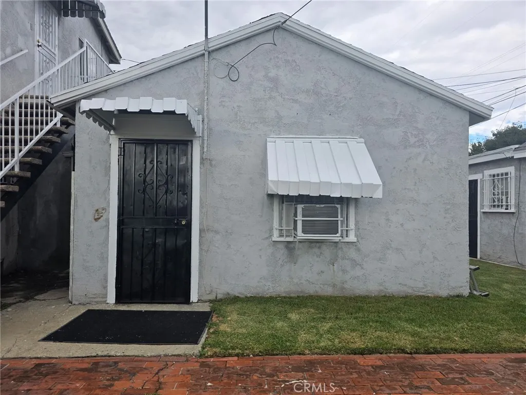 Additional image 2 of 220 S Pannes Avenue Unit 3, Compton, CA 90221