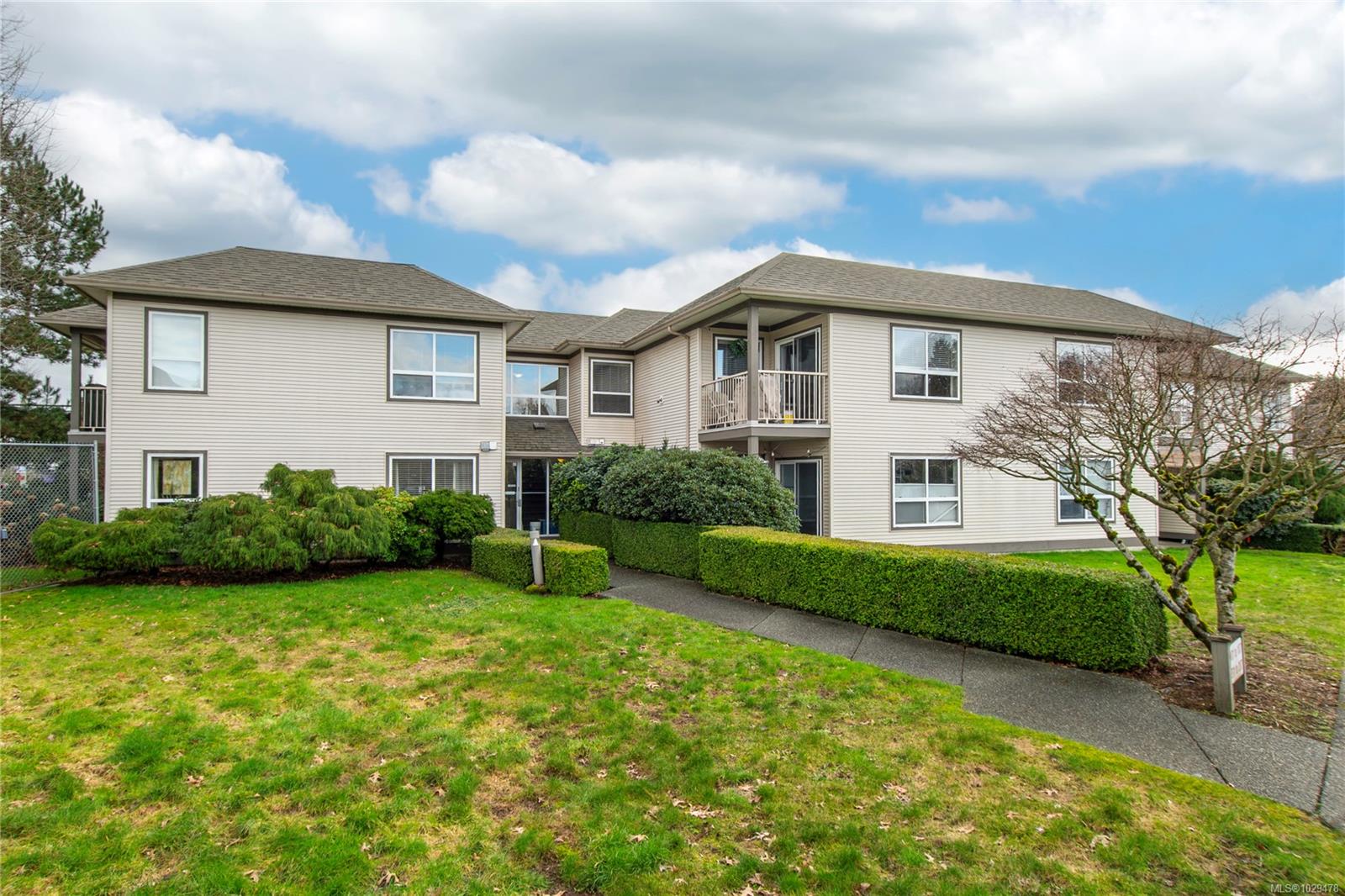 Additional image 4 of 202-2525 Fitzgerald Avenue, Courtenay, BC, V9N 6J4