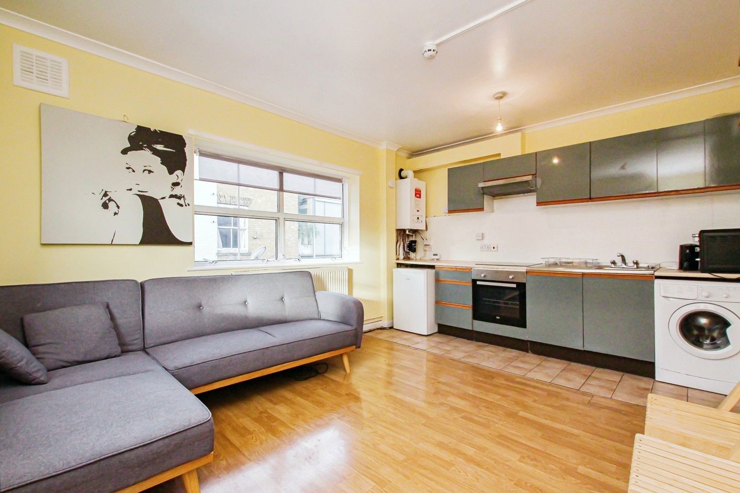 Additional image 16 of 1 Bed Flat, Brick Lane, E1, N1 7GU