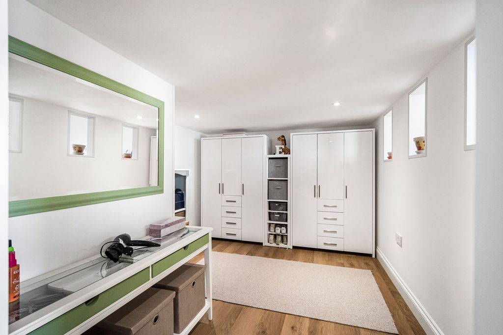 Additional image 21 of 6 bed detached house for salePantyffynnon Road, Ystradgynlais, Swansea SA9