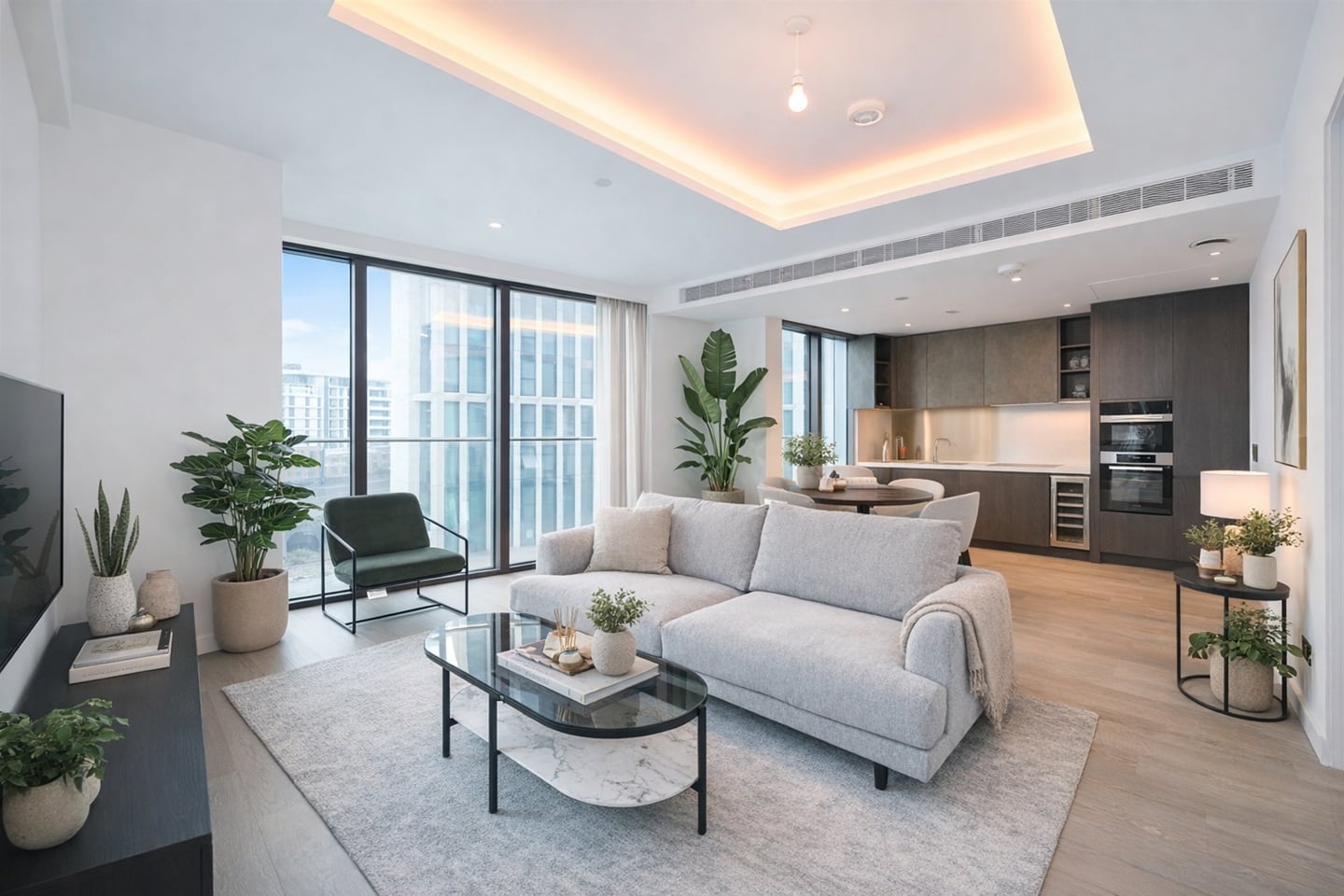 3 Bed Flat, London, SW8, N1 7GU