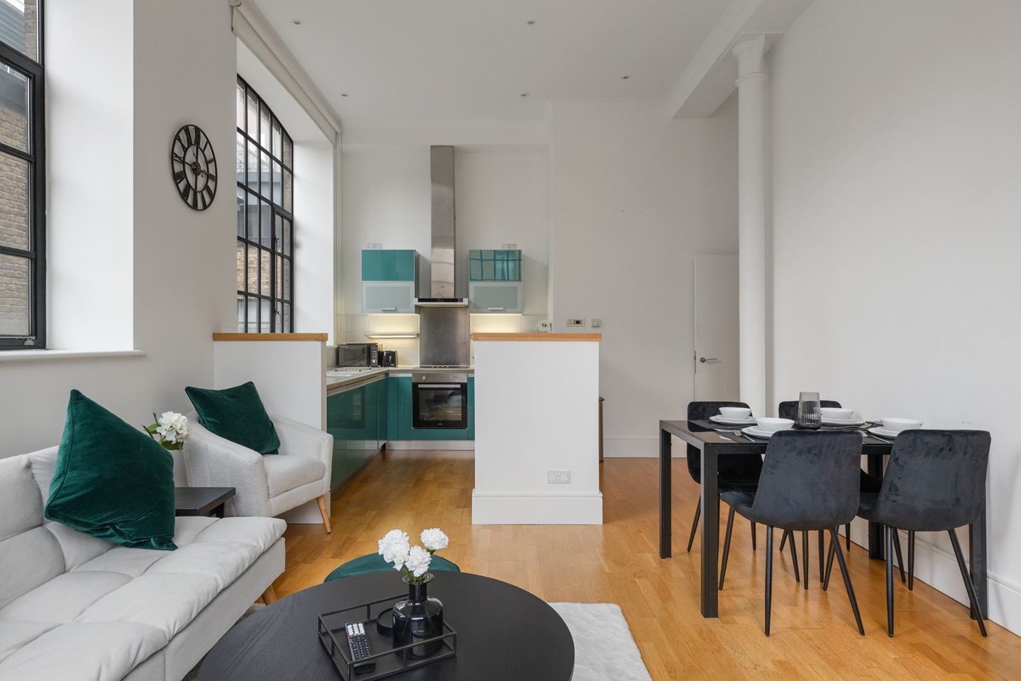 Additional image 9 of 2 Bed Flat, Albion Buildings, N1, N1 7GU