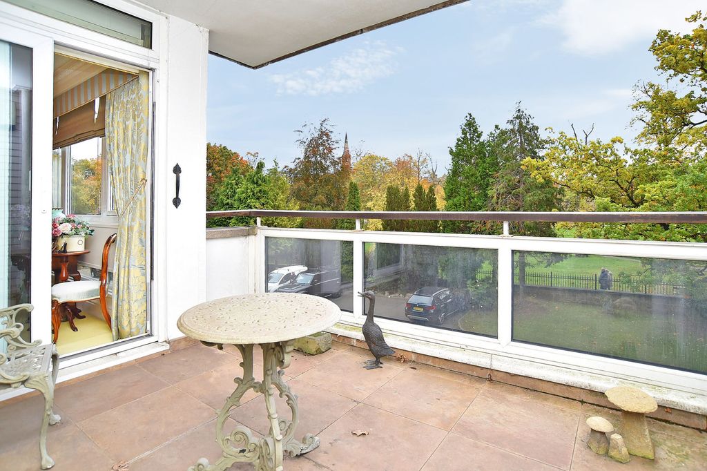 Additional image 11 of 3 bed flat for saleBeech Grove, Harrogate HG2