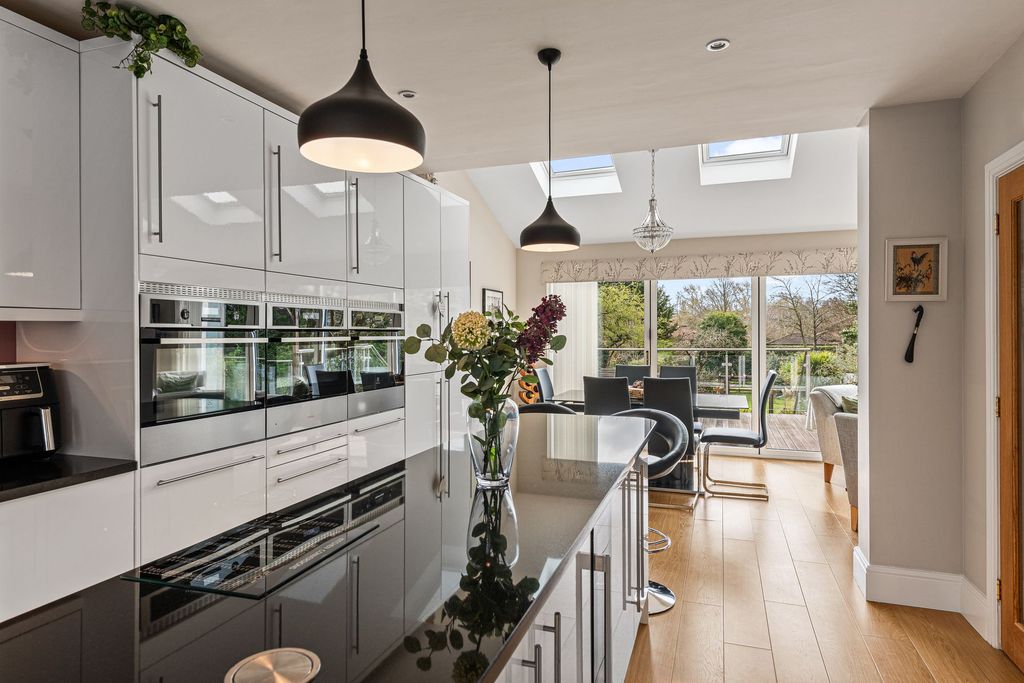 Additional image 5 of 4 bed detached house for saleThorpe Road, Peterborough PE3