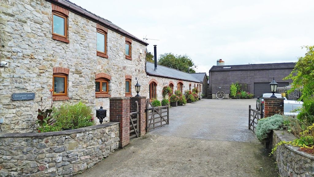 4 bed detached house for saleHensol Road, Hensol, Pontyclun, Rhondda Cynon Taff. CF72