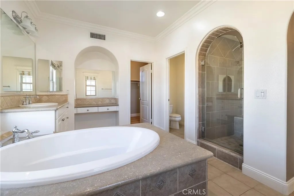 Additional image 33 of 39 Conservancy, Irvine, CA 92618