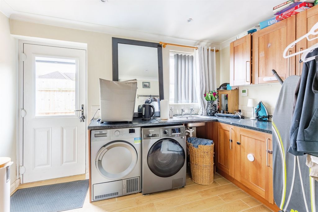 Additional image 22 of 9 bed detached house for saleBarton Road, Barton Seagrave, Kettering NN15