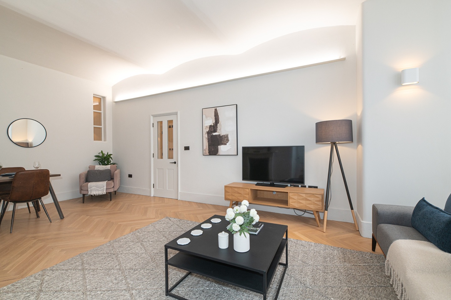 Additional image 13 of 2 Bed Flat, Albert Hall Mansions, SW7, N1 7GU