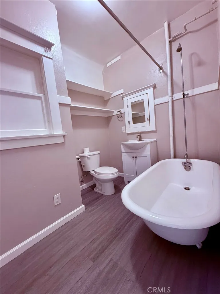 Additional image 18 of 406 Linden Avenue Unit 5, Long Beach, CA 90802