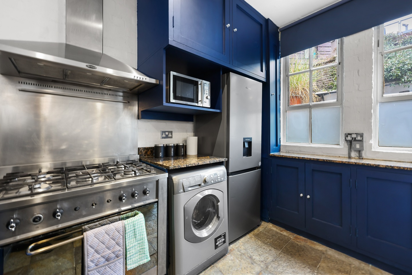 Additional image 21 of 2 Bed Flat, Fullwood's Mews, N1, N1 7GU