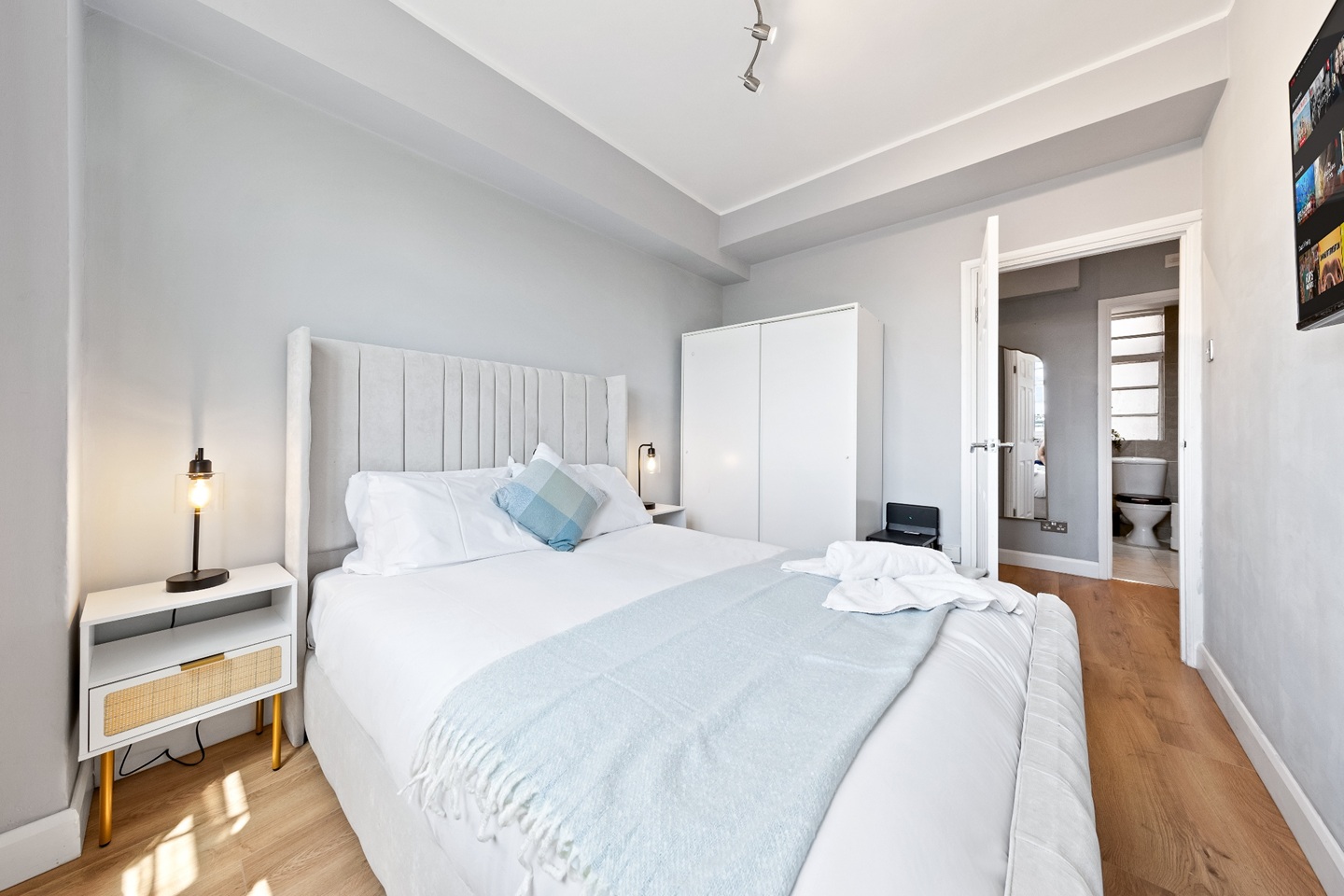 Additional image 5 of 2 Bed Flat, Orsett Terrace, W2, N1 7GU