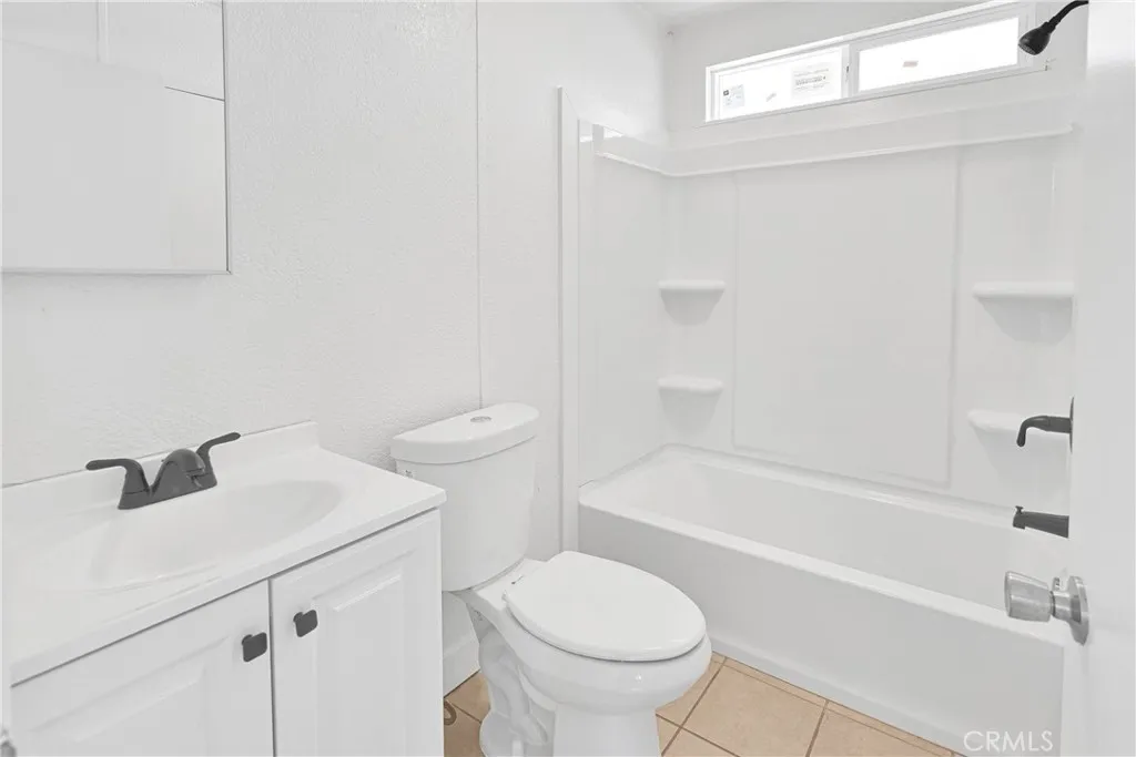 Additional image 30 of 20933 Sioux Road Unit 4, Apple Valley, CA 92308