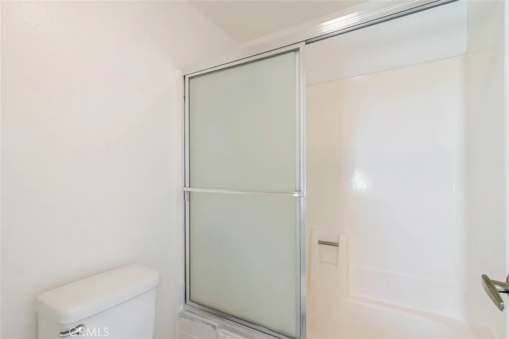 Additional image 18 of 17900 Sherman Way Unit 320, Reseda, CA 91335