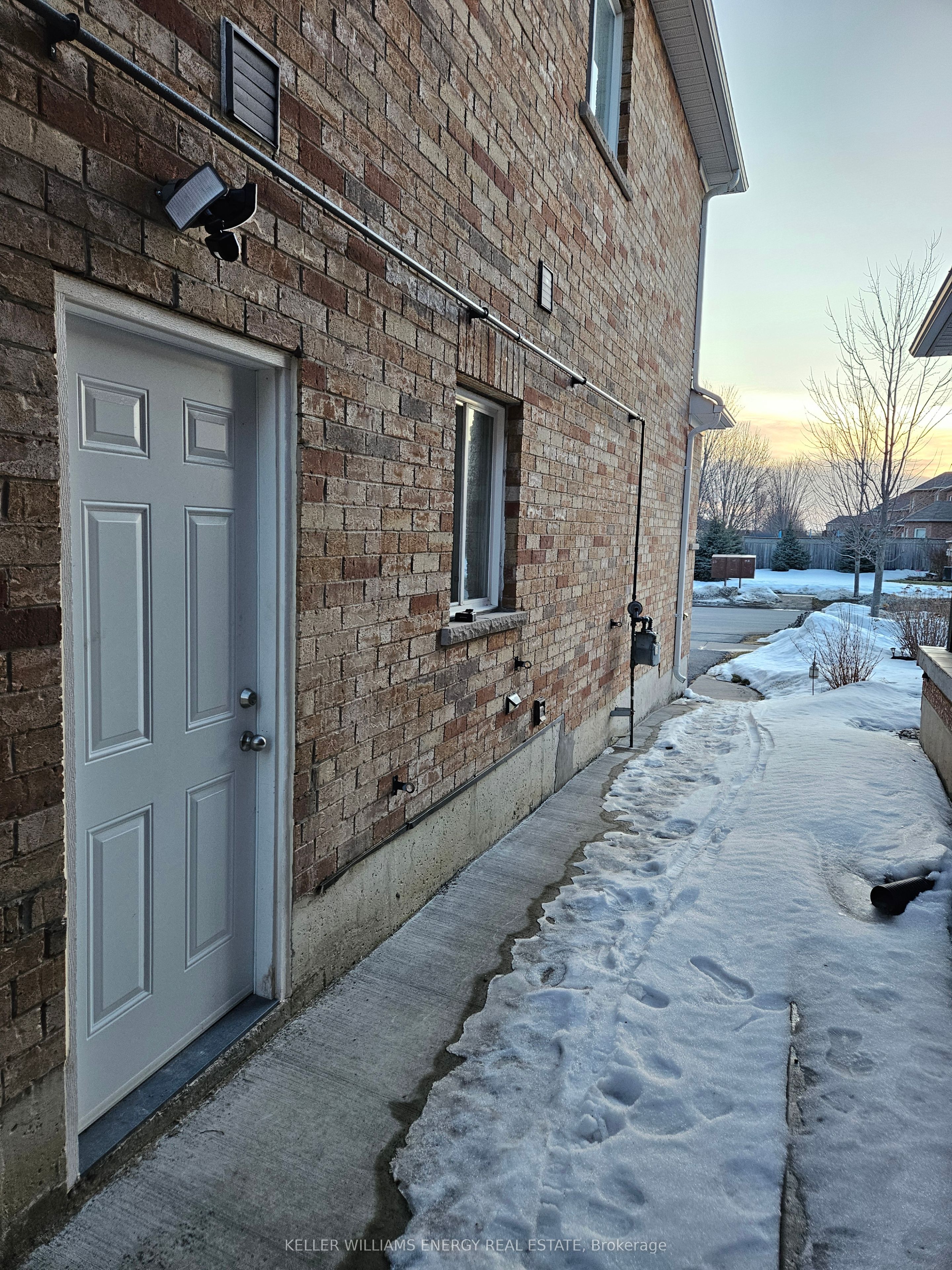 Additional image 3 of 111 Rosswell Drive, Clarington, ON, L1E 3K1