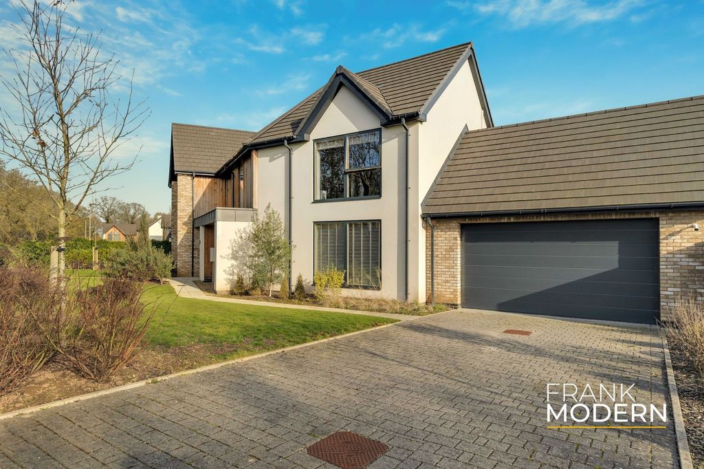 Additional image 49 of 5 bed detached house for saleBoundary Lane, Hampton Water PE7