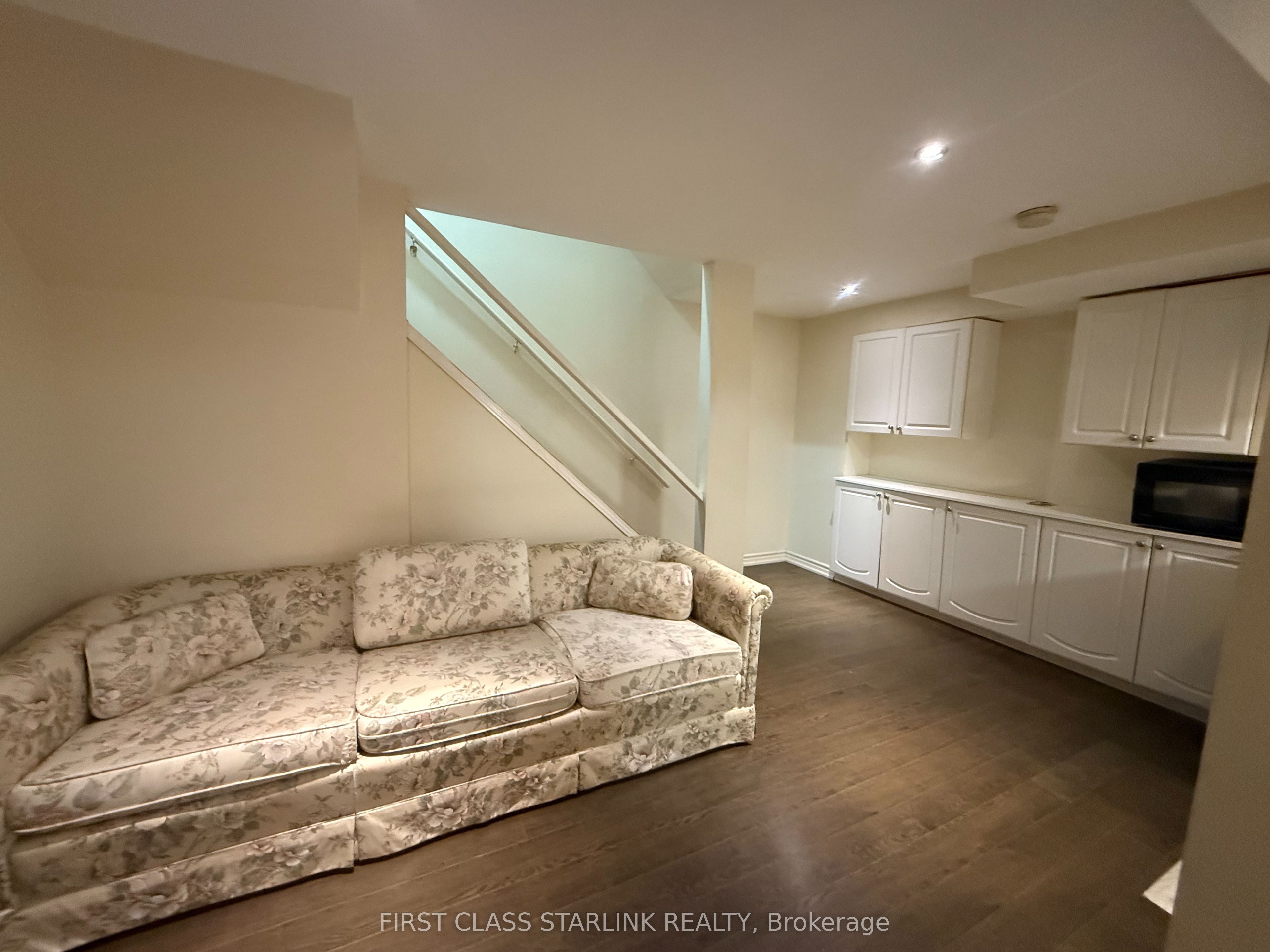 Additional image 4 of Bsmt-454 Hillbury Drive, Mississauga, ON, L5R 0B1