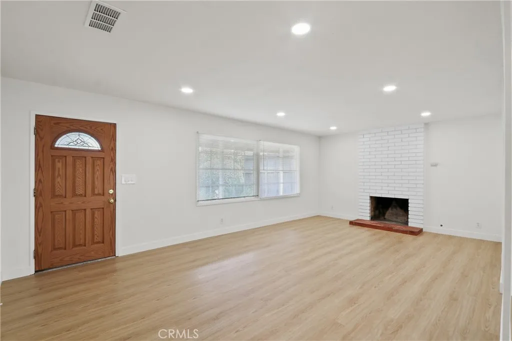 Additional image 3 of 15741 Willett Ln, Huntington Beach, CA 92647