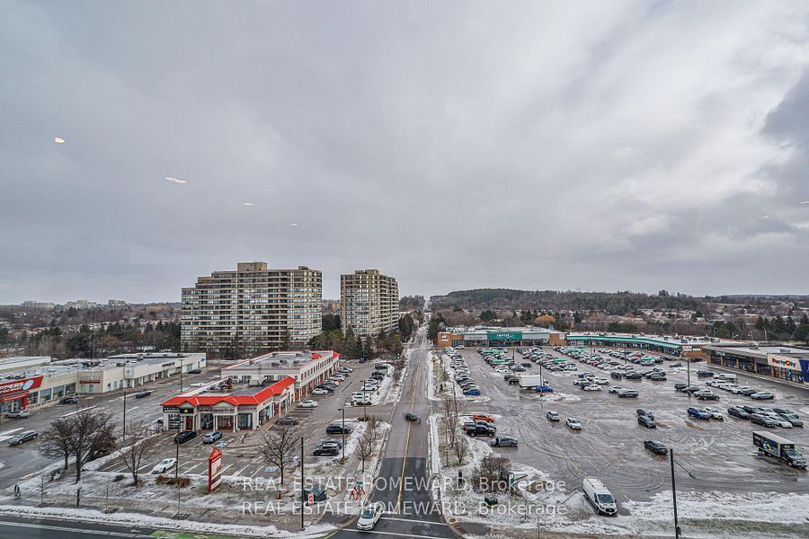 911B-9600 Yonge Street, Richmond Hill, ON, L4C 0X3