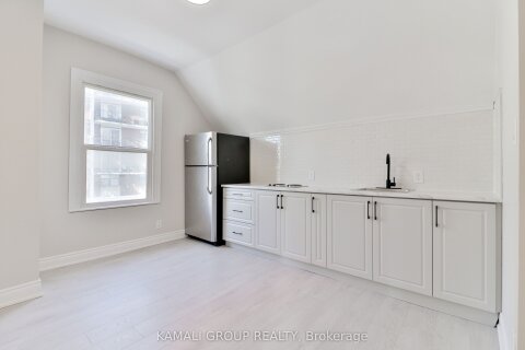 Additional image 8 of UNIT 3-93 Mcmillan Drive, Oshawa, ON, L1G 3Z7