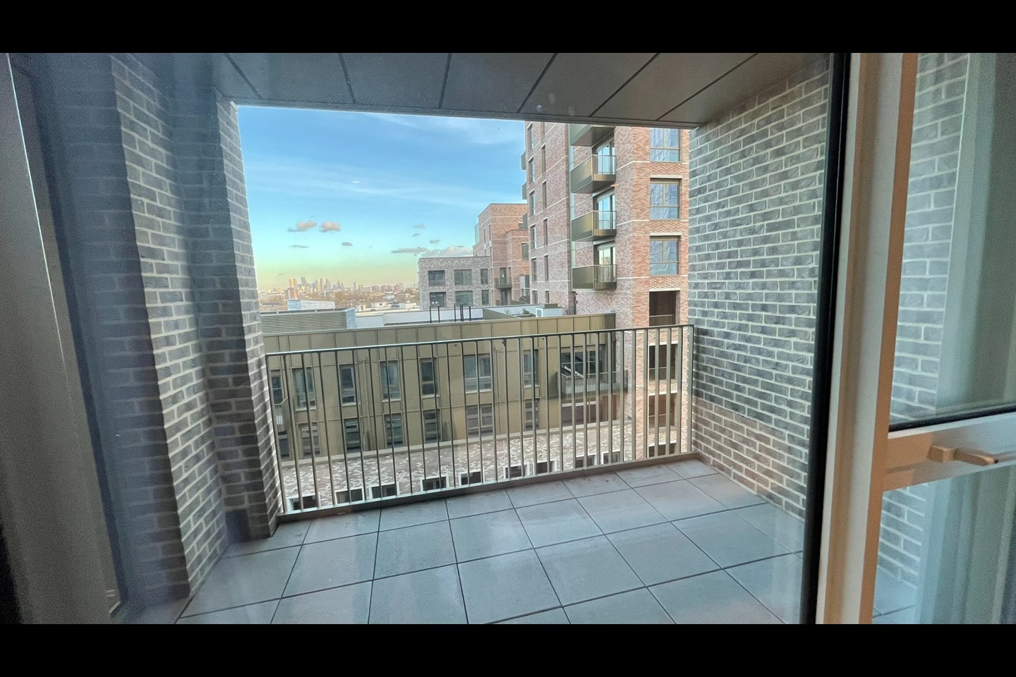 Additional image 8 of 1 Bed Flat, Gasholder Place, SE11, N1 7GU