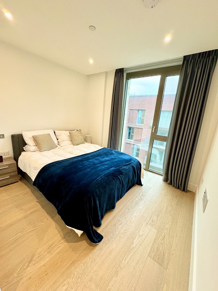 Additional image 15 of 2 Bed Flat, Salisbury House, SW11, N1 7GU