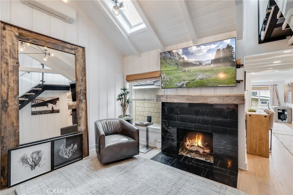 Additional image 2 of 1259 S Coast Highway Apt B, Laguna Beach, CA 92651