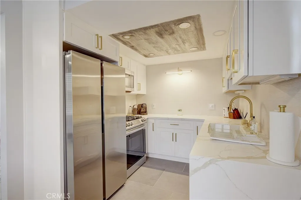 Additional image 54 of 16562 Regina Cir Unit 4, Huntington Beach, CA 92649