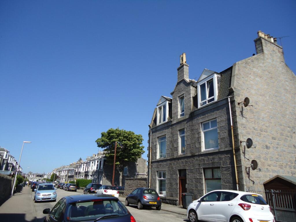 Elmfield Avenue, City Centre, Aberdeen, AB24