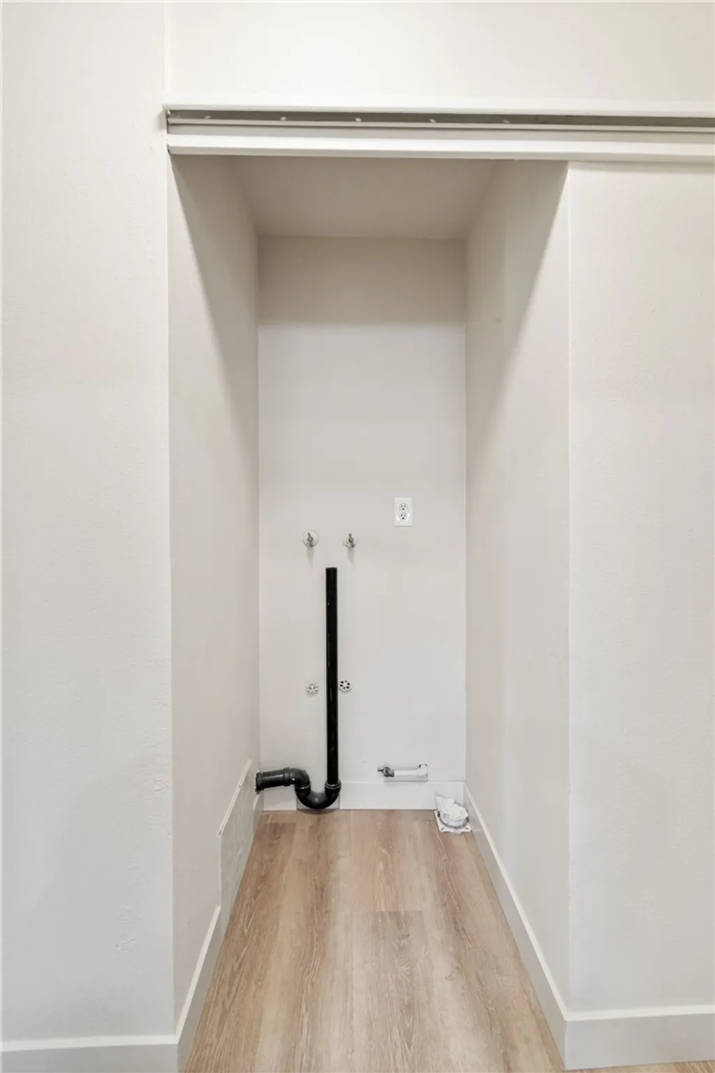 Additional image 7 of 6431 Brown Cir, Huntington Beach, CA 92647