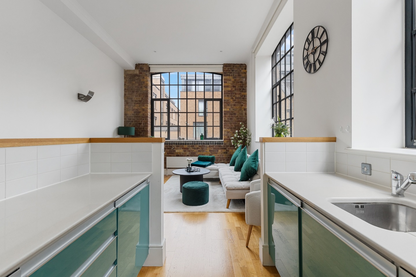 Additional image 4 of 2 Bed Flat, Albion Buildings, N1, N1 7GU