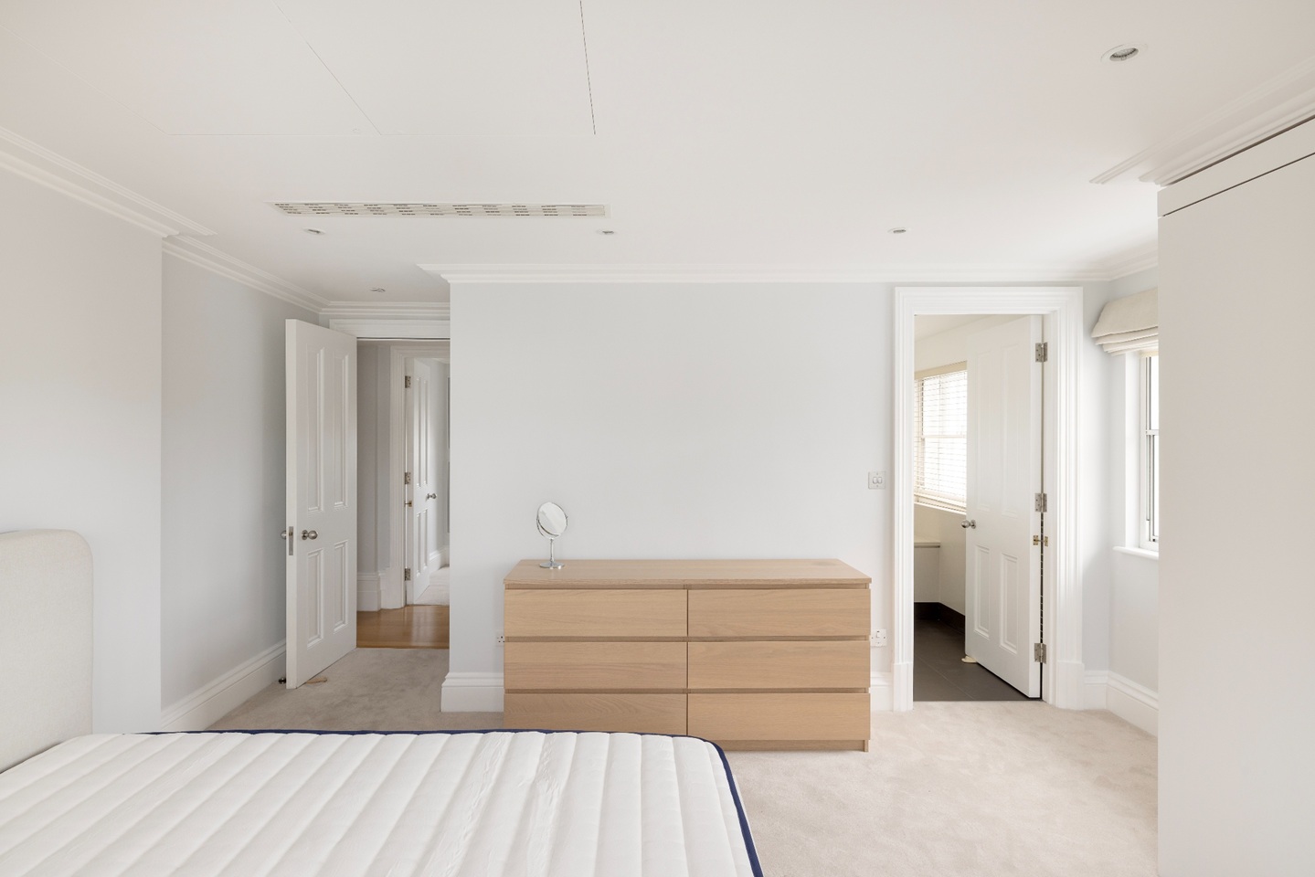 Additional image 8 of 2 Bed Flat, Kings Road, SW3, N1 7GU