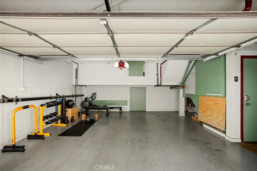 Additional image 33 of 4425 W Sarah St, Burbank, CA 91505