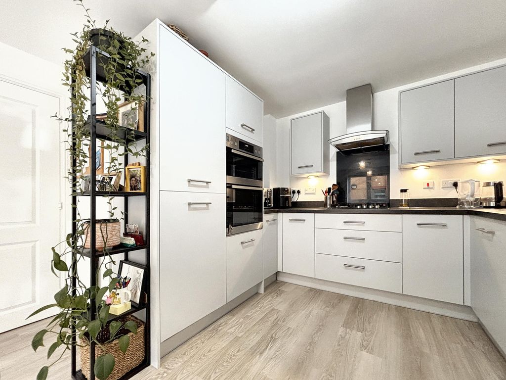 Additional image 3 of 1 bed flat for saleTanner Close, Frenchay, Bristol, Gloucestershire BS16