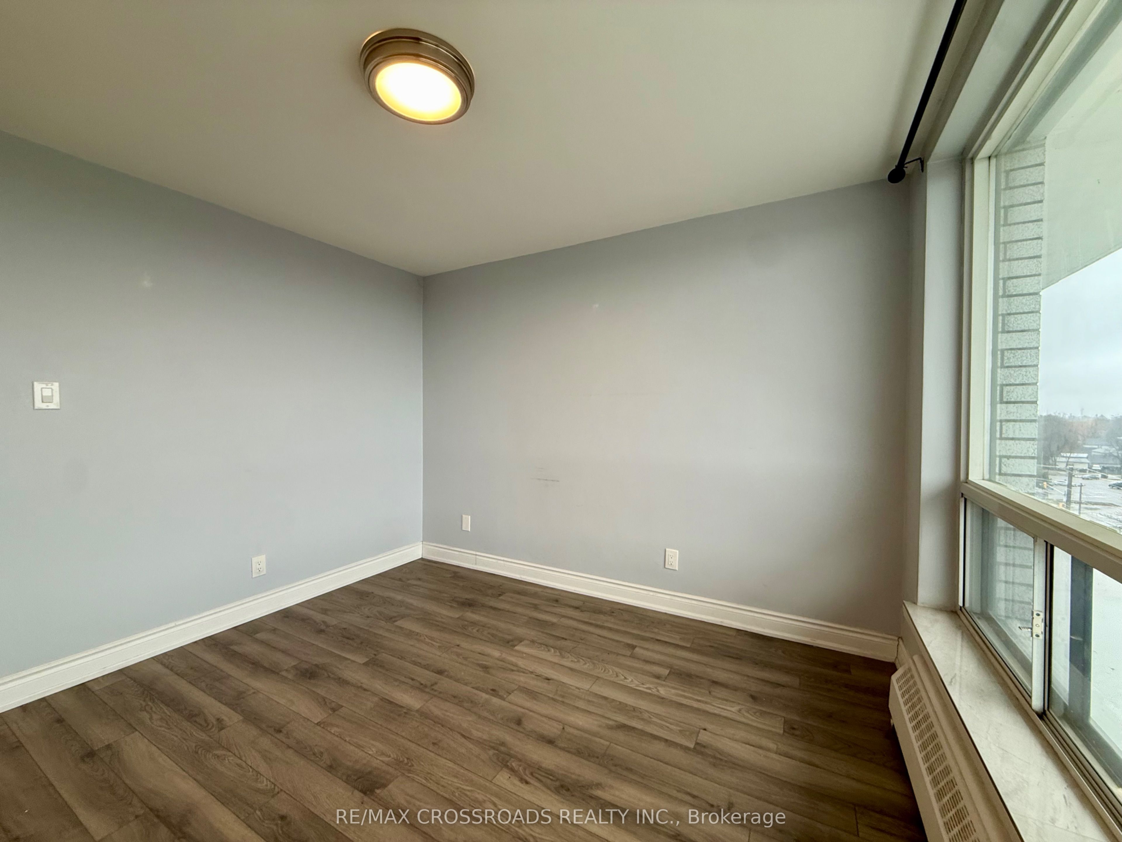 Additional image 6 of 802-363 Lakeshore Road, Mississauga, ON, L5G 1H7