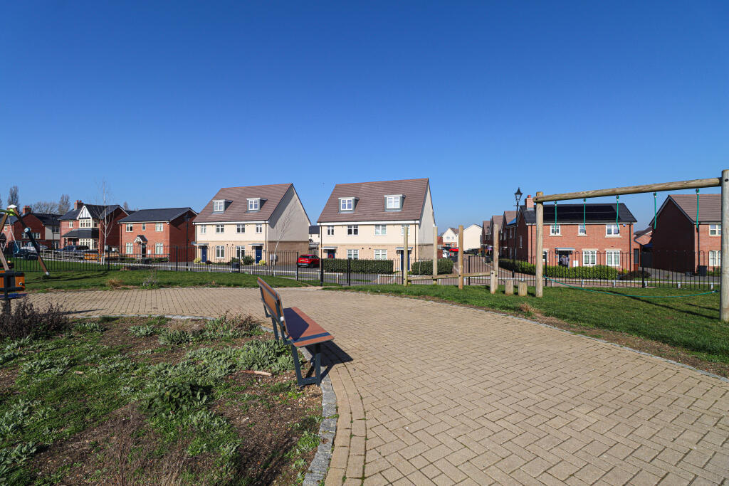 Additional image 21 of Falcon Way, St Albans, AL4