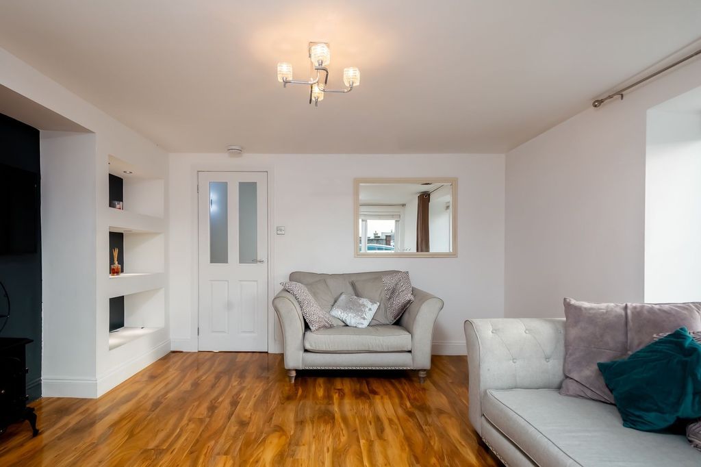 Additional image 10 of 3 bed flat for saleLanglands Road, Hawick TD9
