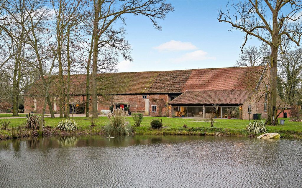 5 bed detached house for saleAlburgh Road, Shelton, Norwich, Norfolk NR15